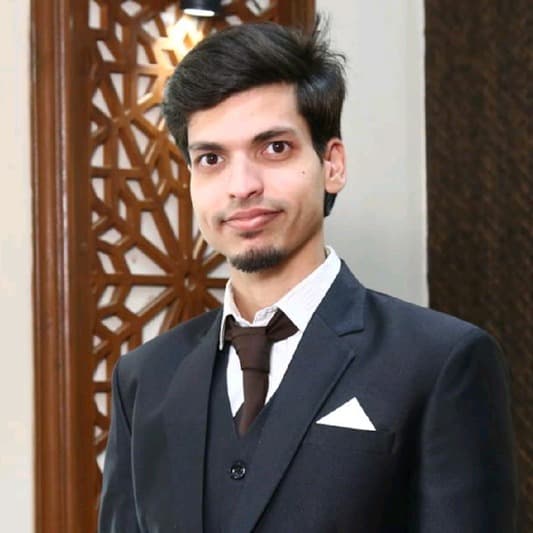 blog-author-img